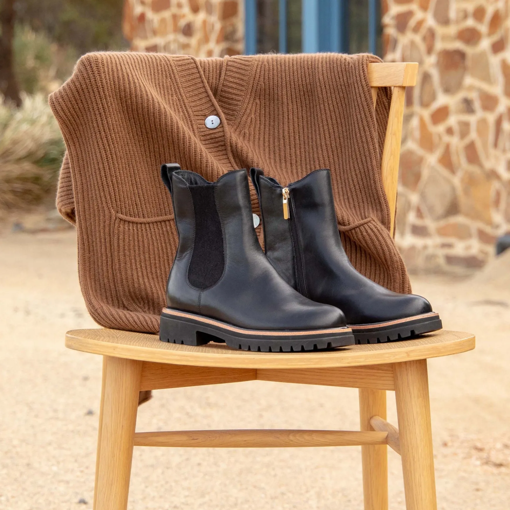 ABBEY>EOS Footwear Outlet