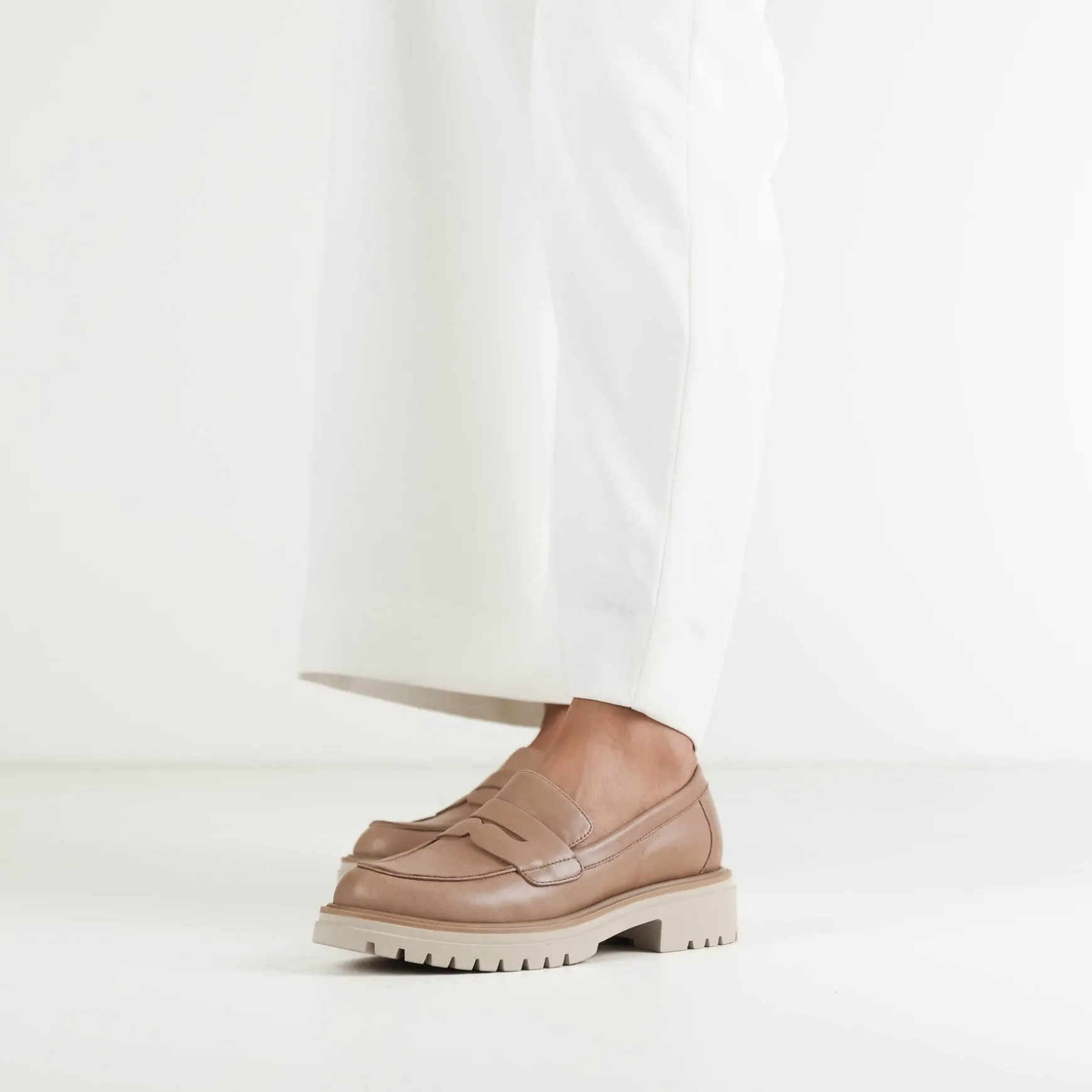 ANITA HEEL LOAFERS LEATHER>EOS Footwear Online