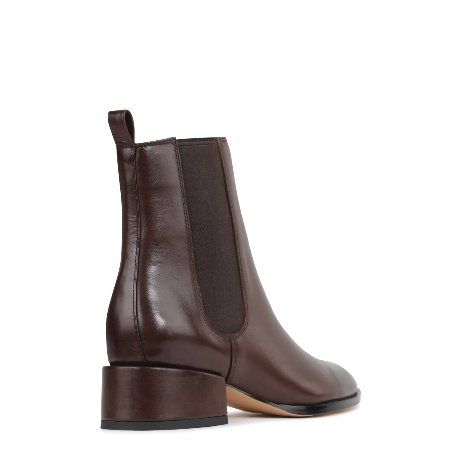 CASAR>EOS Footwear Fashion