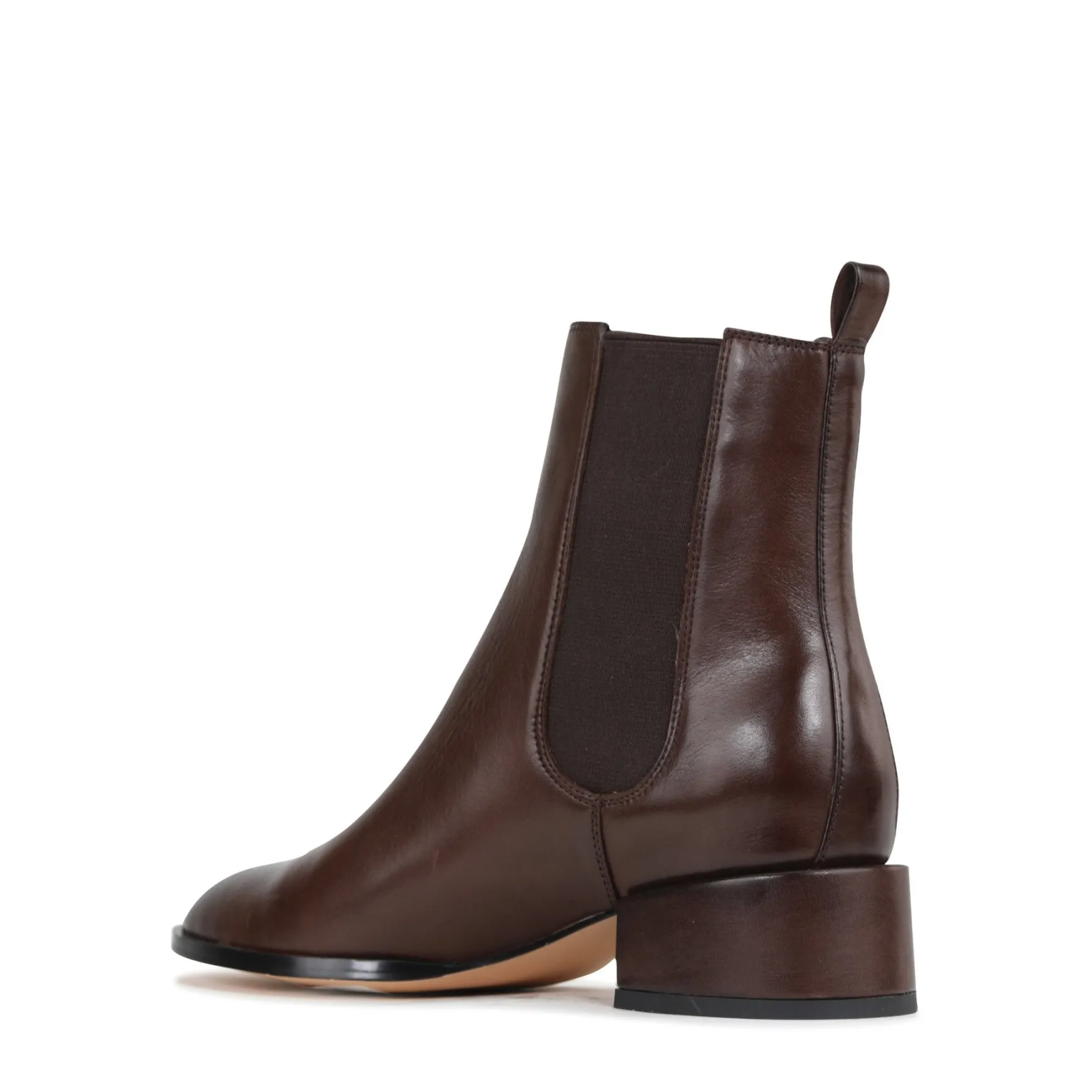 CASAR>EOS Footwear Fashion