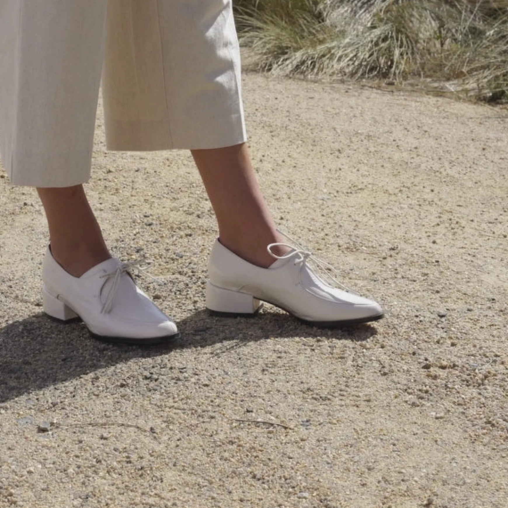 CASI>EOS Footwear Online