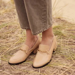 CASTELLA>EOS Footwear Store
