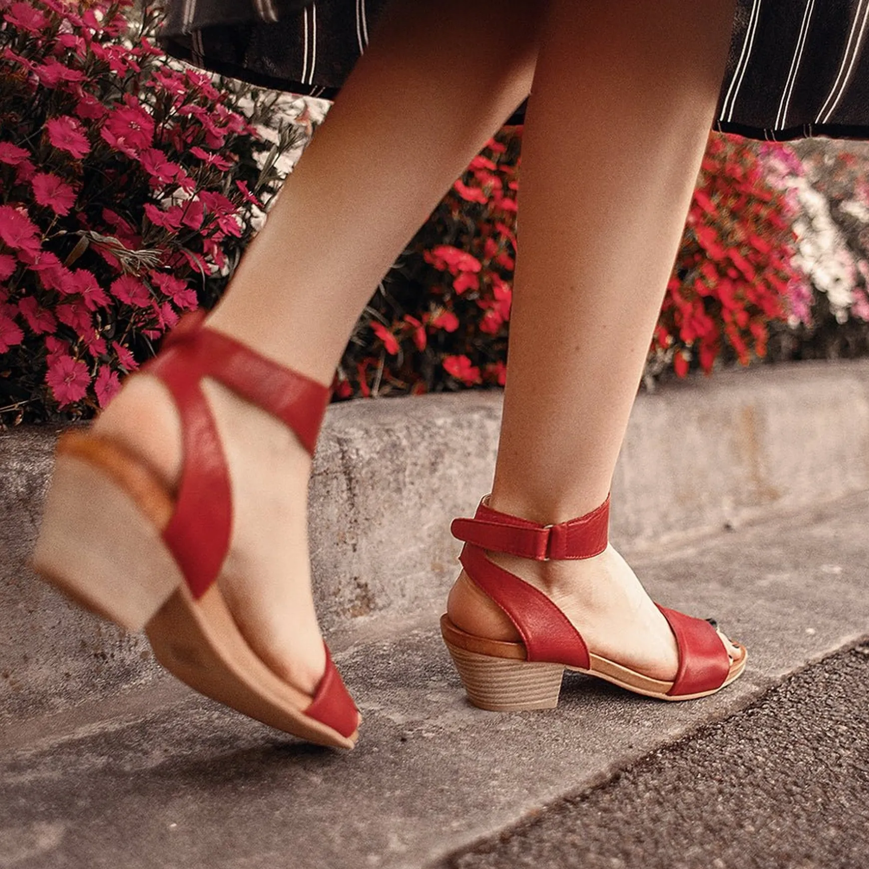 CUBO WOODEN STACK HEEL SANDALS LEATHER>EOS Footwear Store