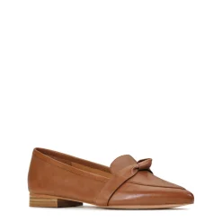 EVERLEE LEATHER POINTED LOAFERS>EOS Footwear Online