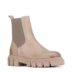 FEAT ANKLE BOOTS LEATHER><noscript><img width=