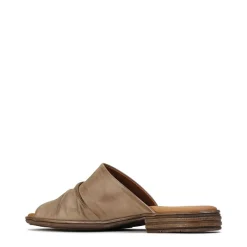 ILO LEATHER SLIDE SANDALS><noscript><img width=