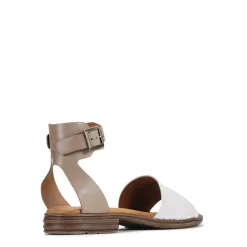 ILOS ANKLE STRAP. LEATHER SANDALS><noscript><img width=