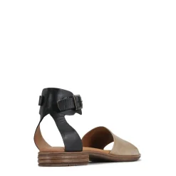 ILOS ANKLE STRAP. LEATHER SANDALS><noscript><img width=