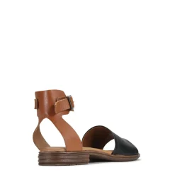 ILOS ANKLE STRAP. LEATHER SANDALS><noscript><img width=