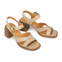 ISOKEN LEATHER BLOCK HEEL SANDALS><noscript><img width=