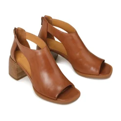 ISOLDE LEATHER BLOCK HEEL SANDALS><noscript><img width=