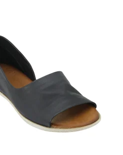 LOUISA SANDALS LEATHER><noscript><img width=
