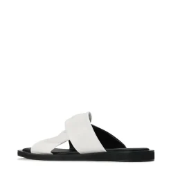 MISTIQUE CROSSOVER SANDAL LEATHER><noscript><img width=
