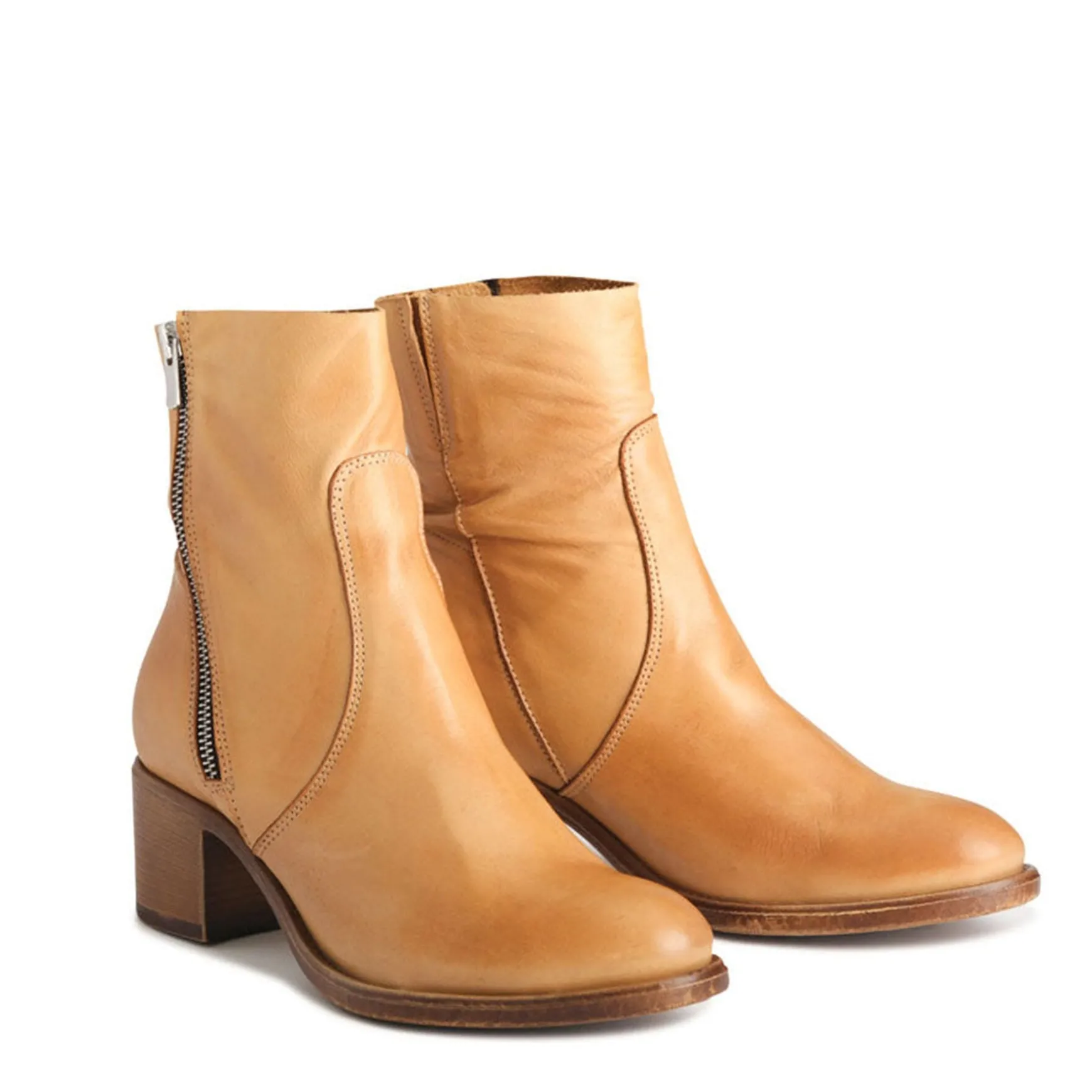 ROGUE>EOS Footwear Hot