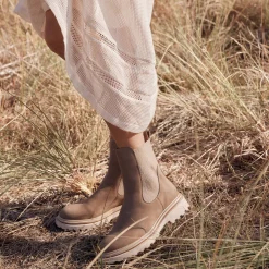 SKYLER>EOS Footwear Discount