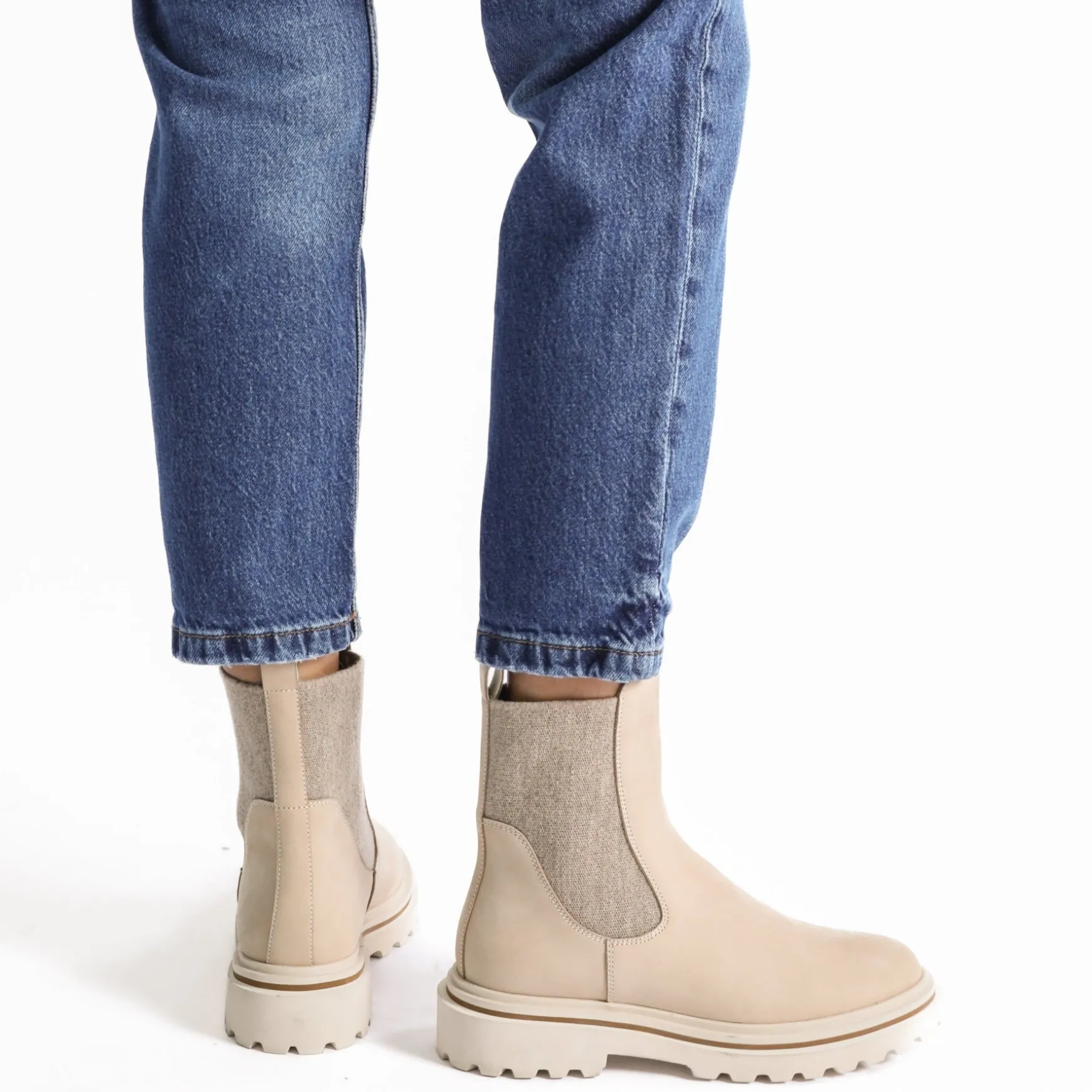 SKYLER>EOS Footwear Discount