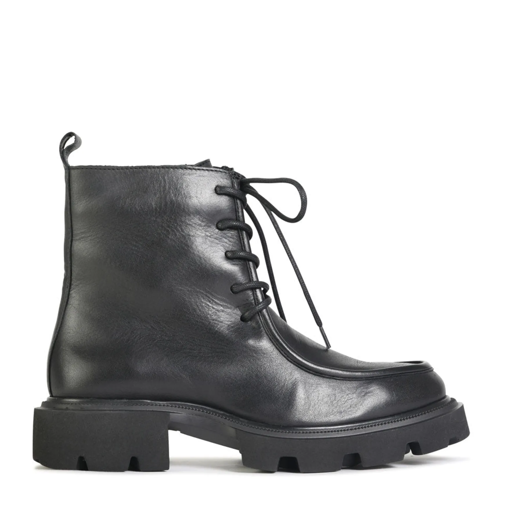 TESSA>EOS Footwear Online