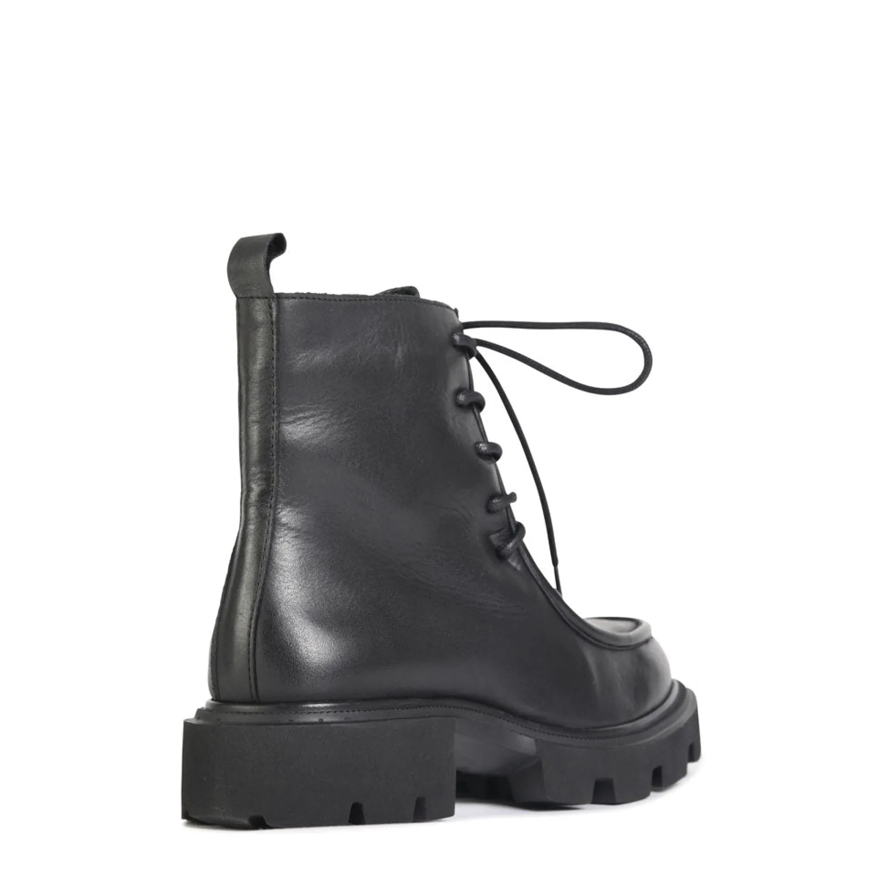 TESSA>EOS Footwear Online