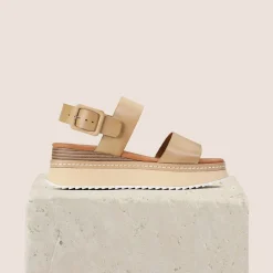 TONAL LEATHER WEDGE SANDAL><noscript><img width=