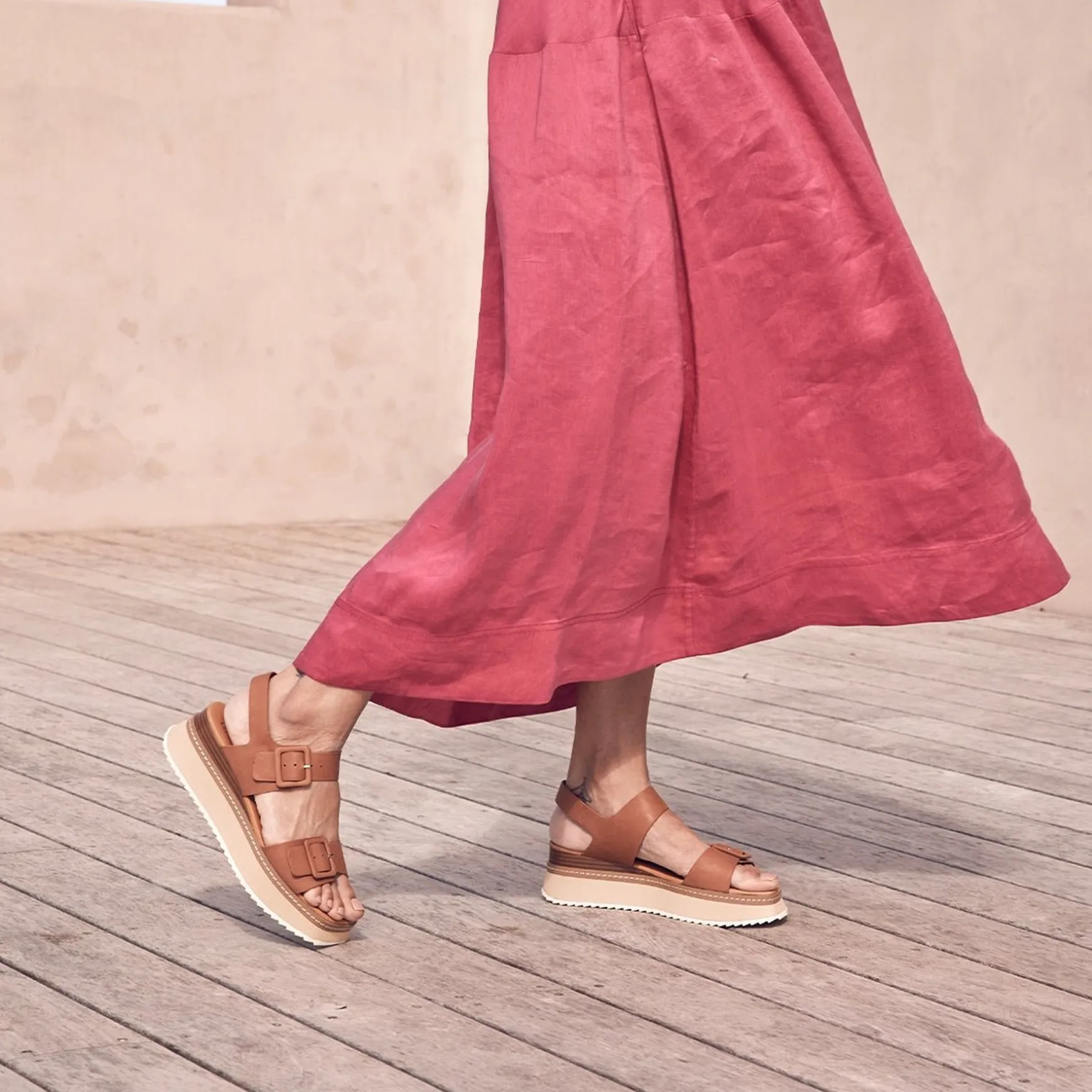 TONES WEDGE SANDAL LEATHER>EOS Footwear Best
