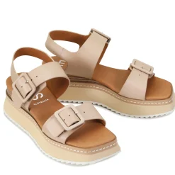 TONES WEDGE SANDAL LEATHER><noscript><img width=