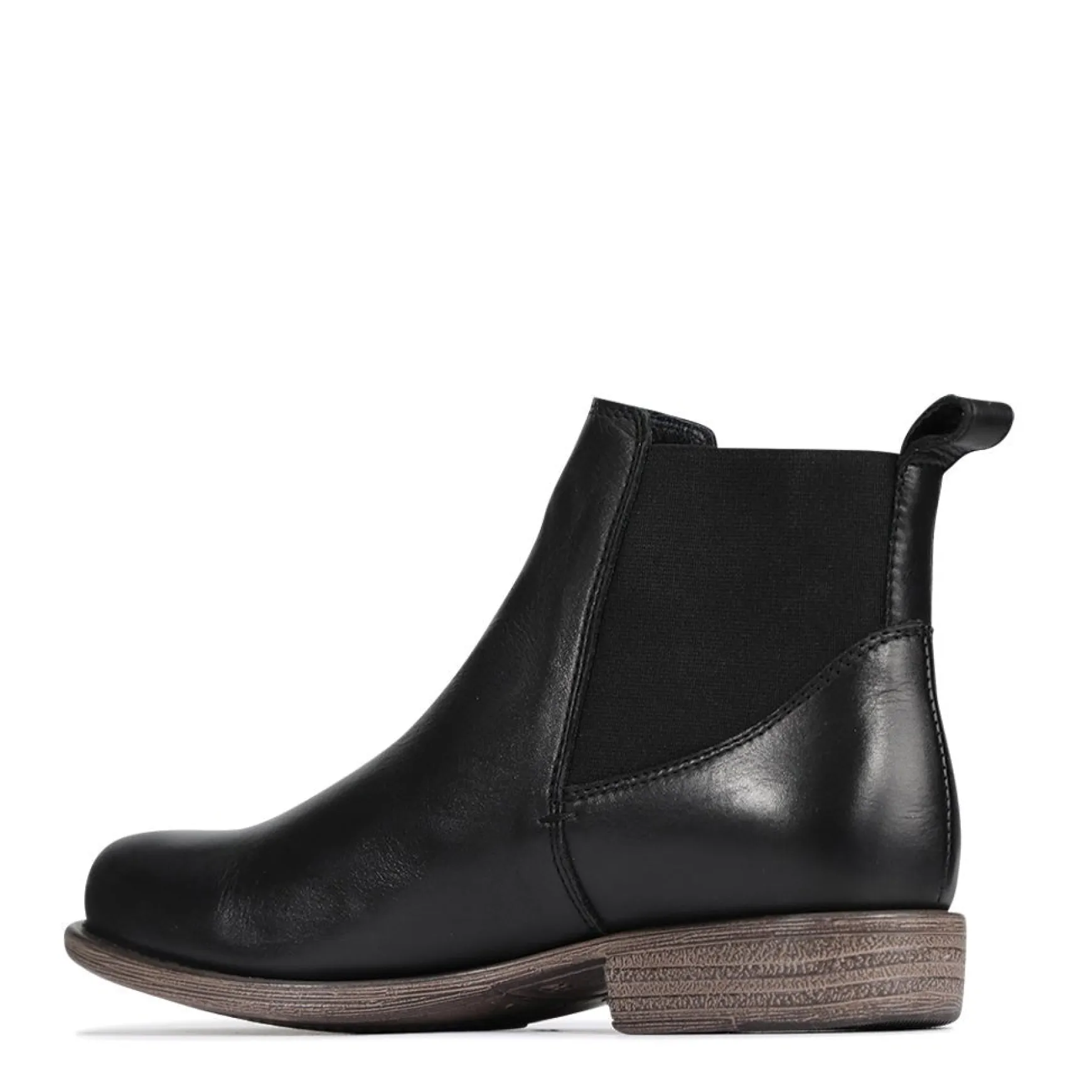 WILD>EOS Footwear Best
