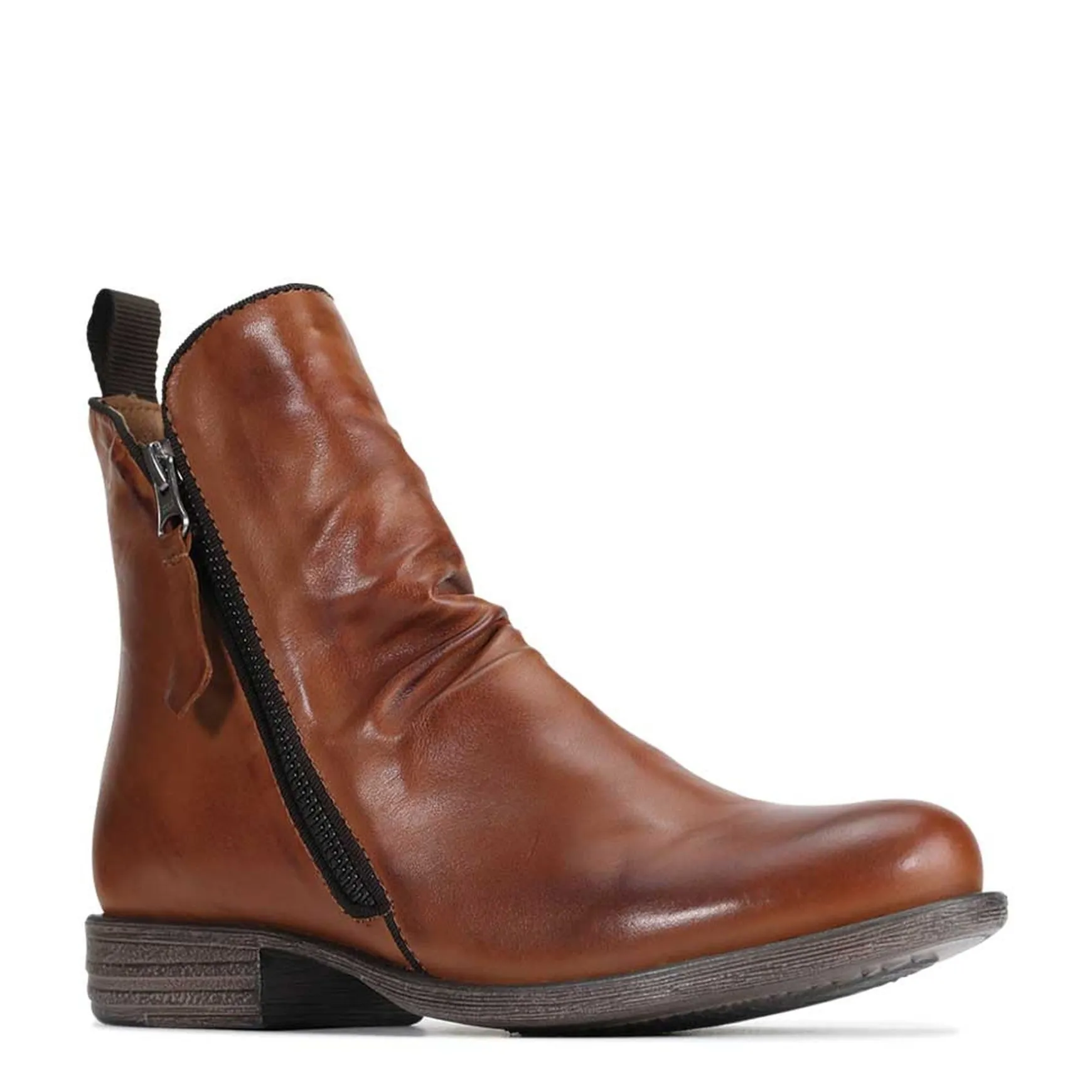 WILDS>EOS Footwear New
