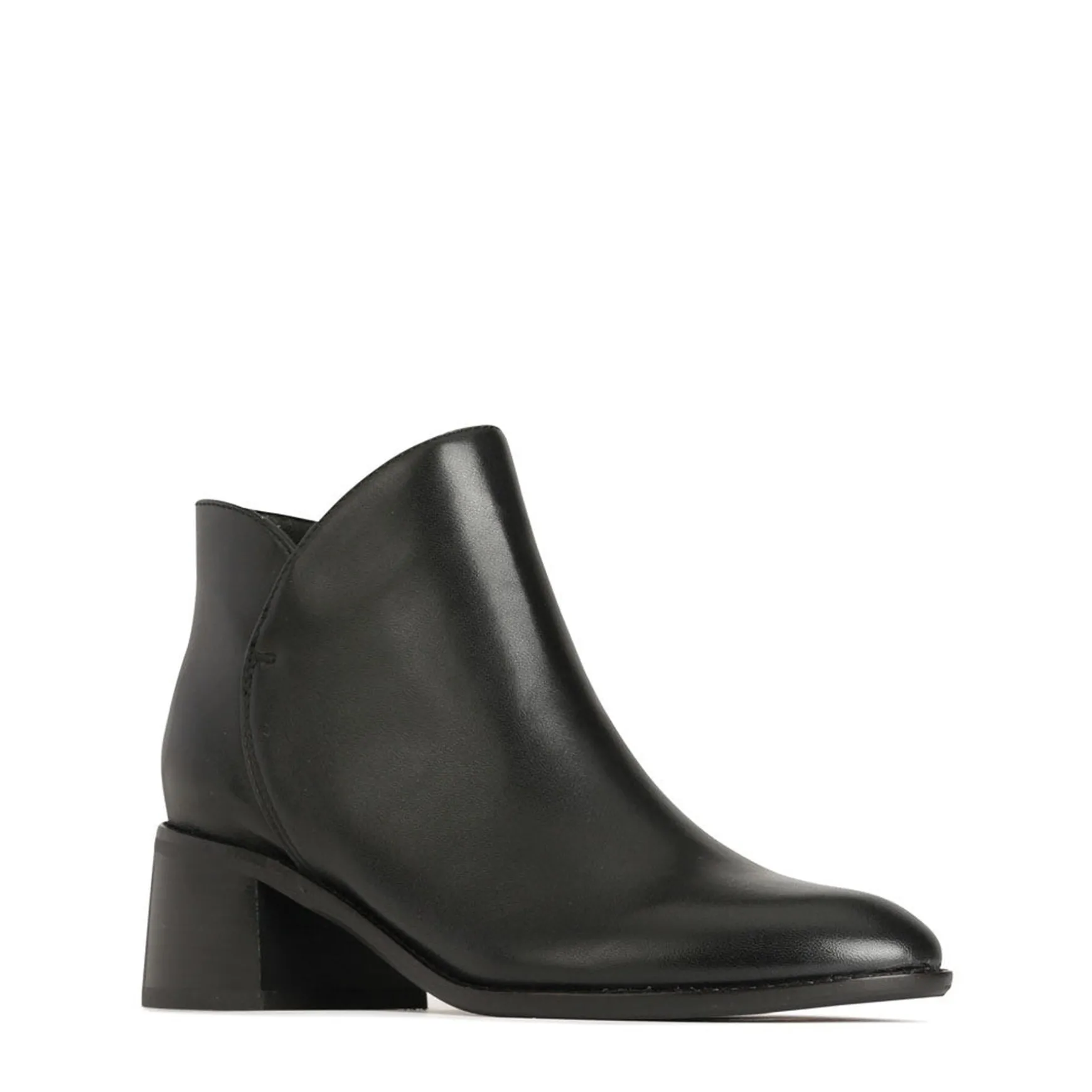 WYLIE>EOS Footwear Hot