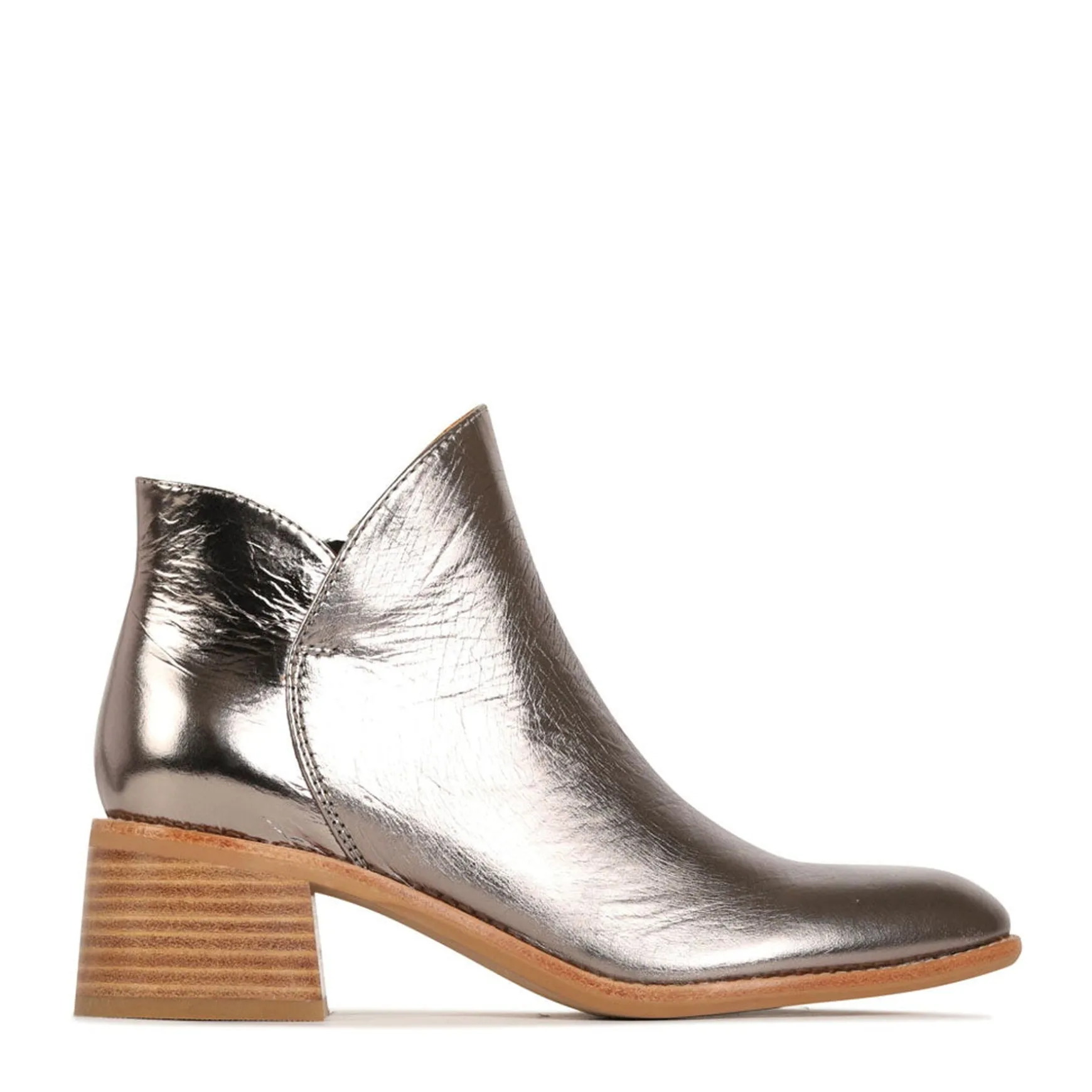 WYLIE>EOS Footwear Hot