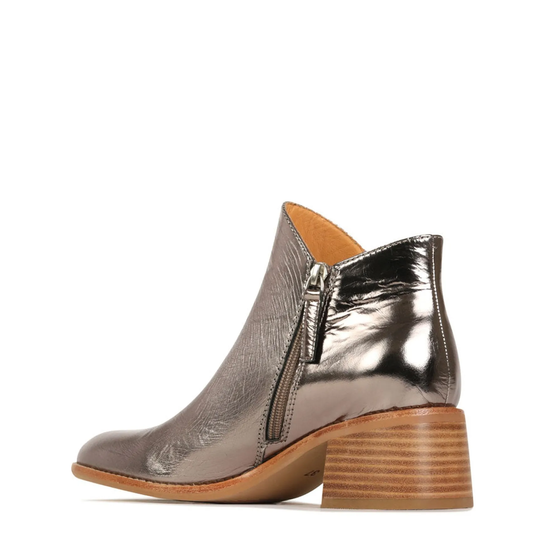 WYLIE>EOS Footwear Hot