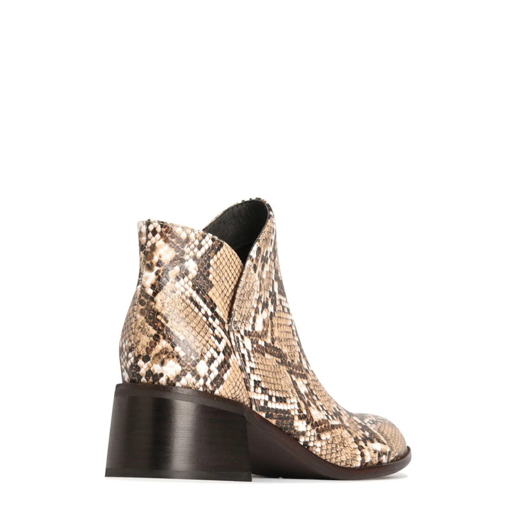 WYLIE>EOS Footwear Hot