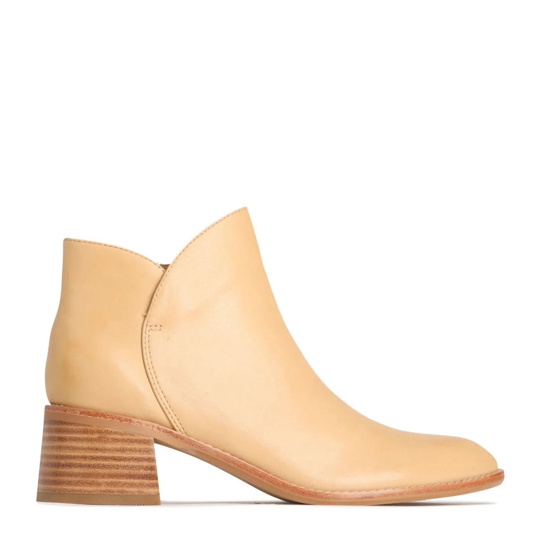 WYLIE>EOS Footwear Hot